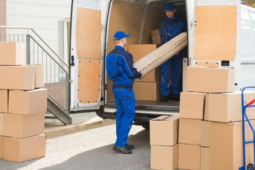 Self storage unit solutions in Westhampstead for home and business use