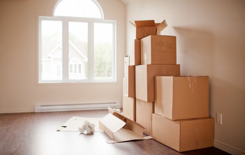 Movers Westhampstead using PPE during a moving job