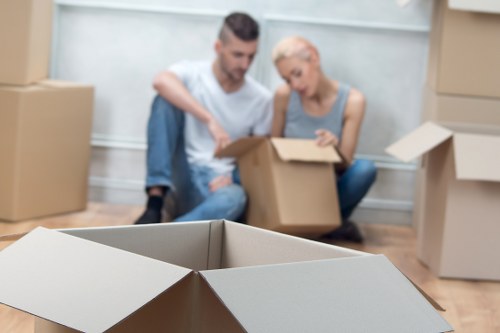 Team pricing a local move by load and volume