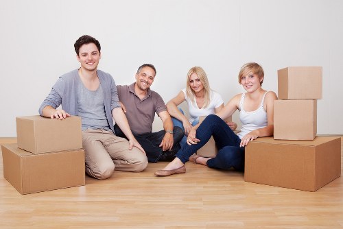 Invoice, payment card and moving checklist symbolising pricing and payment terms
